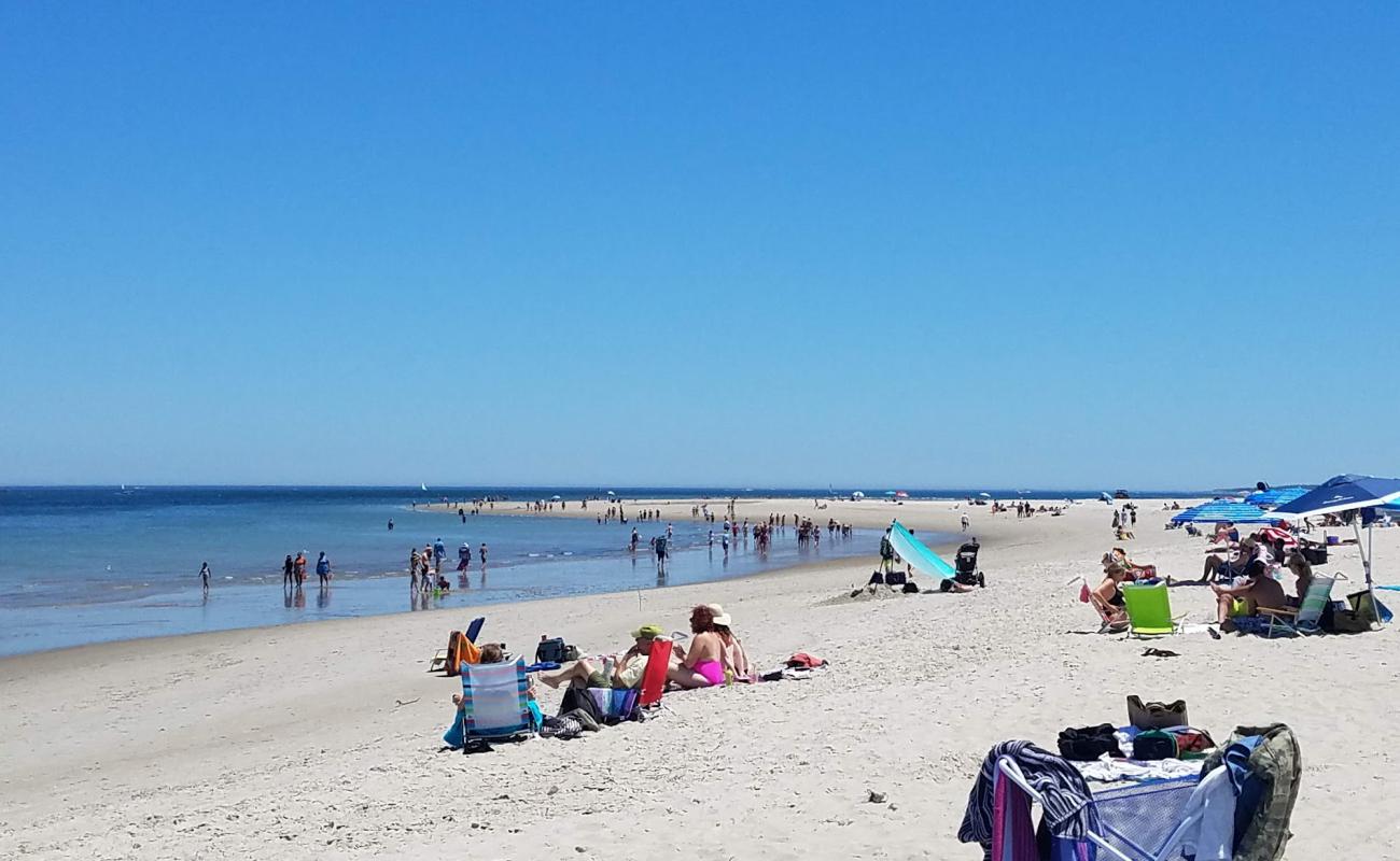 Foto de Playa Crane con arena brillante superficie