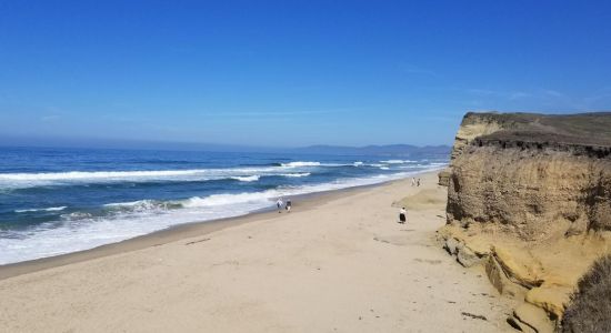 Pomponio Beach