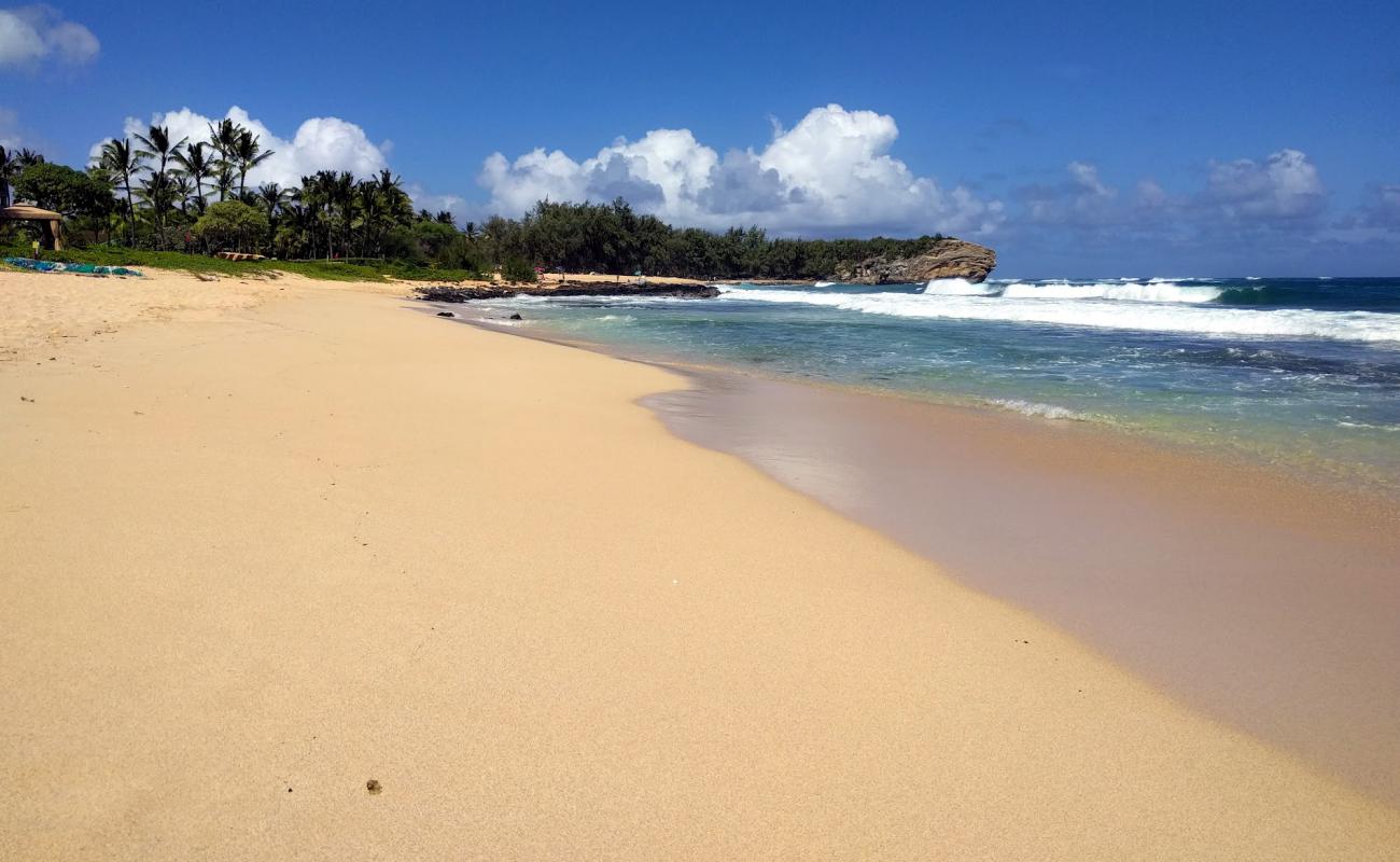 Foto de Shipwreck Beach con arena brillante superficie