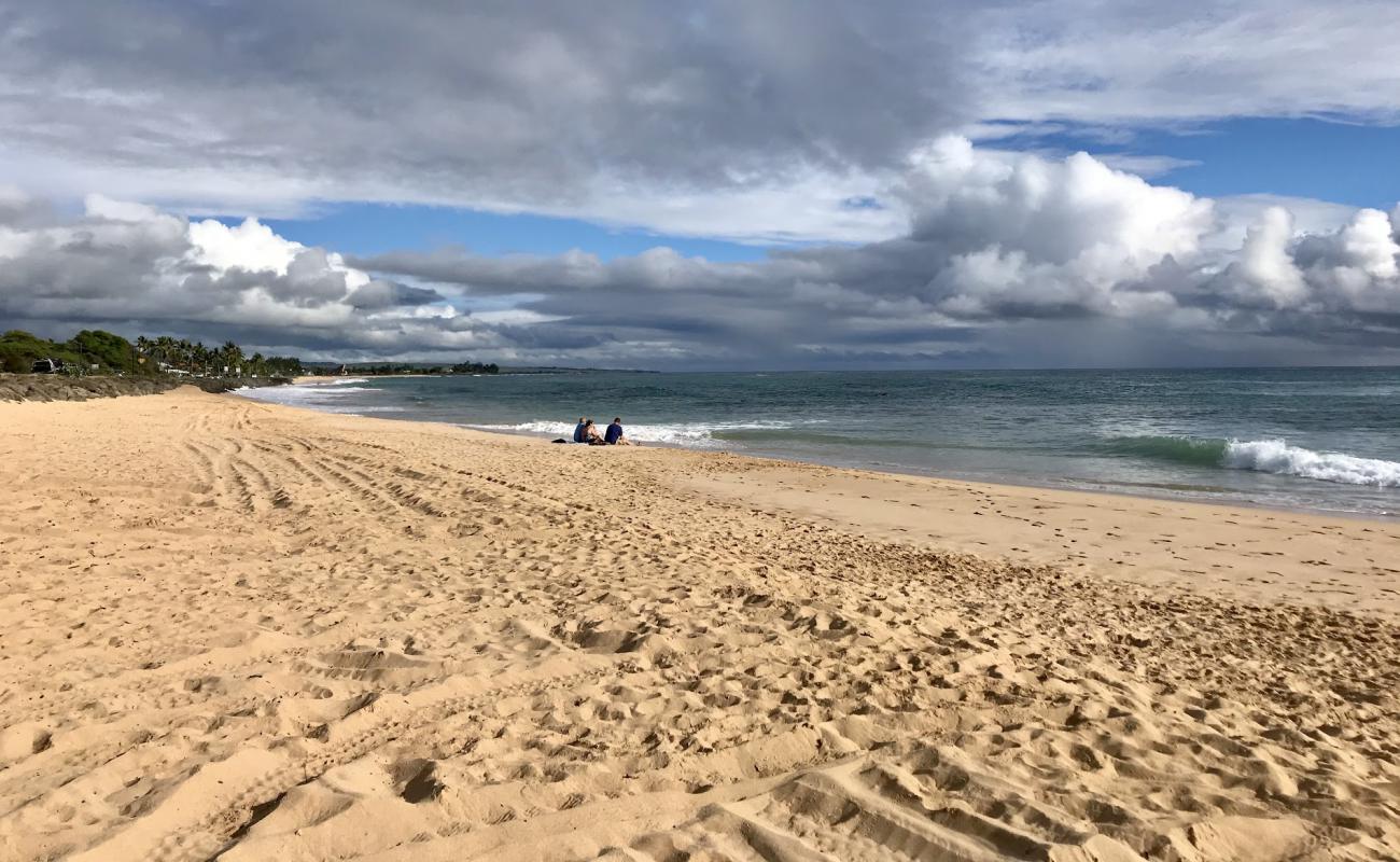 Foto de Kekaha Beach con arena brillante superficie