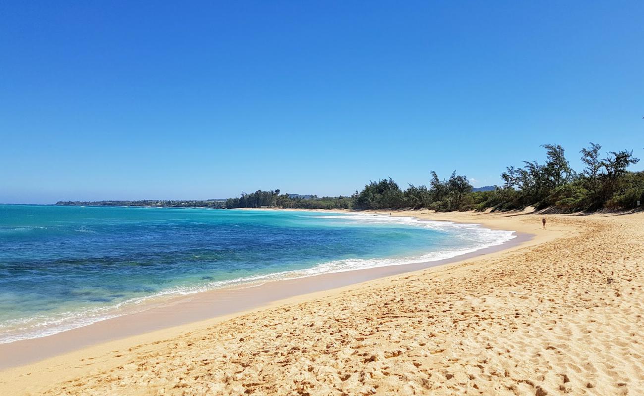 Foto de Baldwin Beach Park con arena brillante superficie