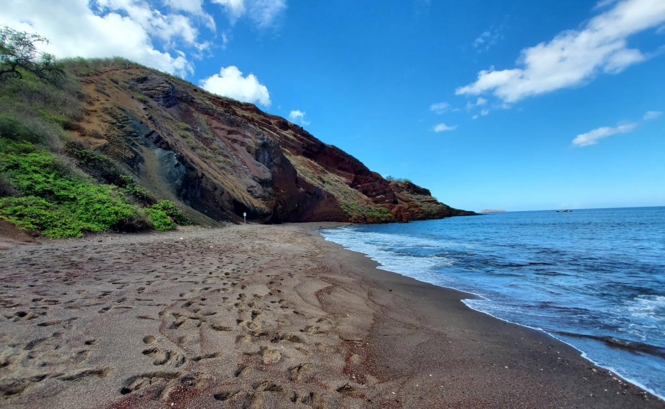 Foto de Oneuli Beach con guijarro fino oscuro superficie