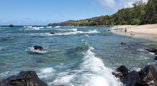 Punalau Beach