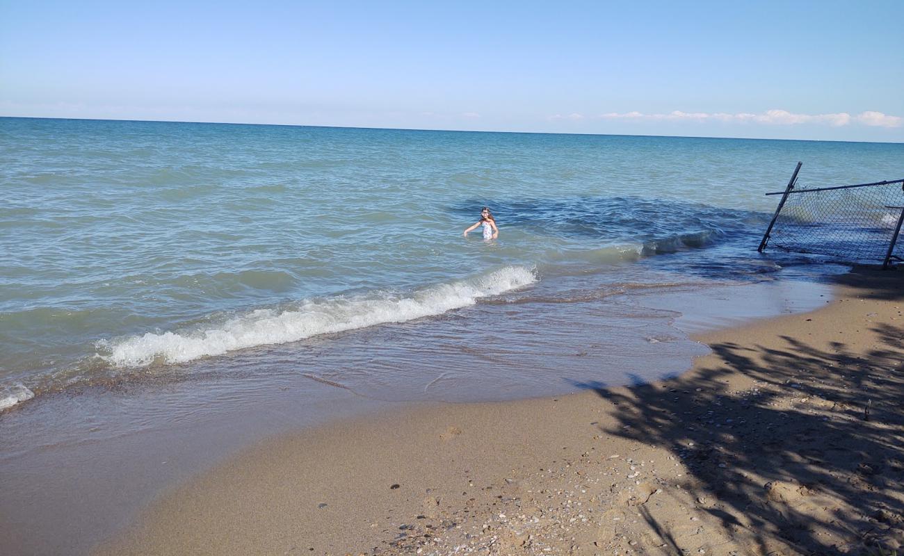 Foto de Jeddo Road Beach con arena fina y guijarros superficie