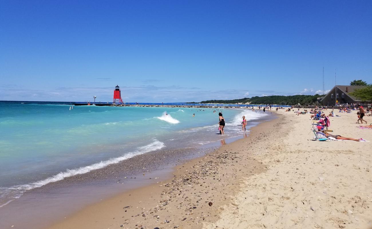 Foto de Michigan Beach Park con arena brillante superficie