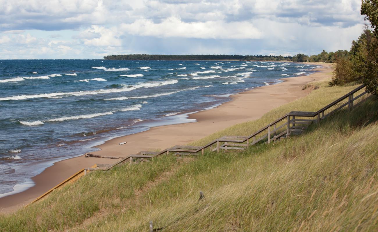 Foto de Lake Superior Beach con arena brillante superficie