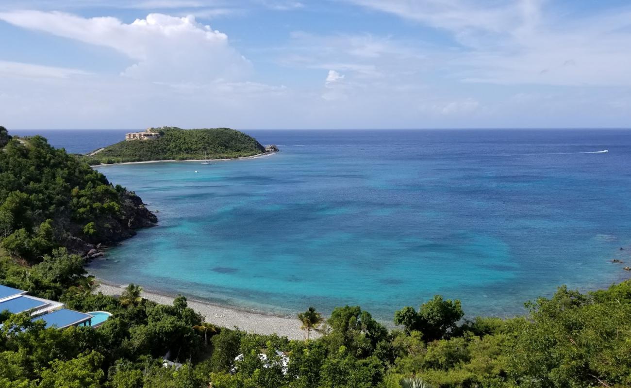 Foto de Klein Bay beach con guijarro gris superficie