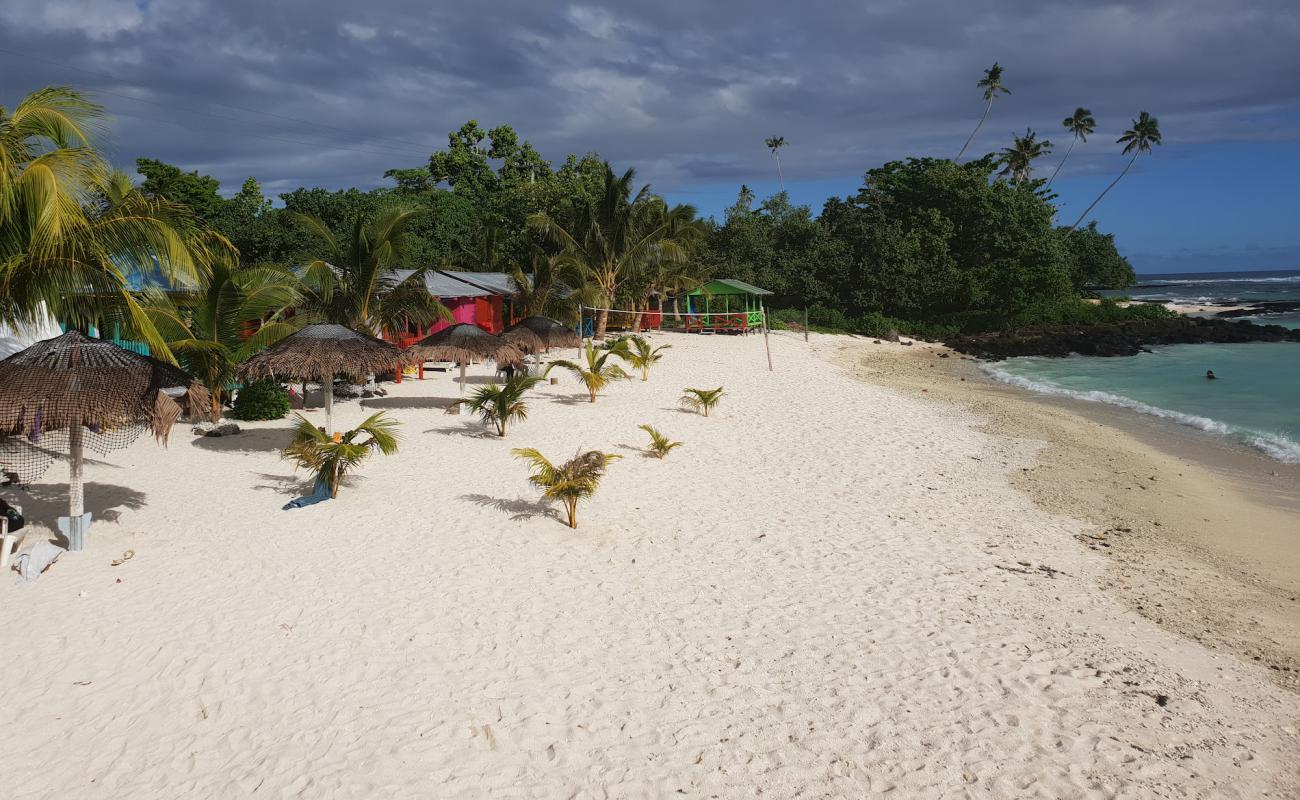 Foto de Faimafili Village Beach con arena brillante superficie