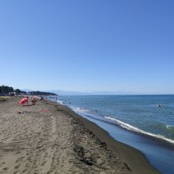 Foto de Ureki beach con parcialmente limpio nivel de limpieza